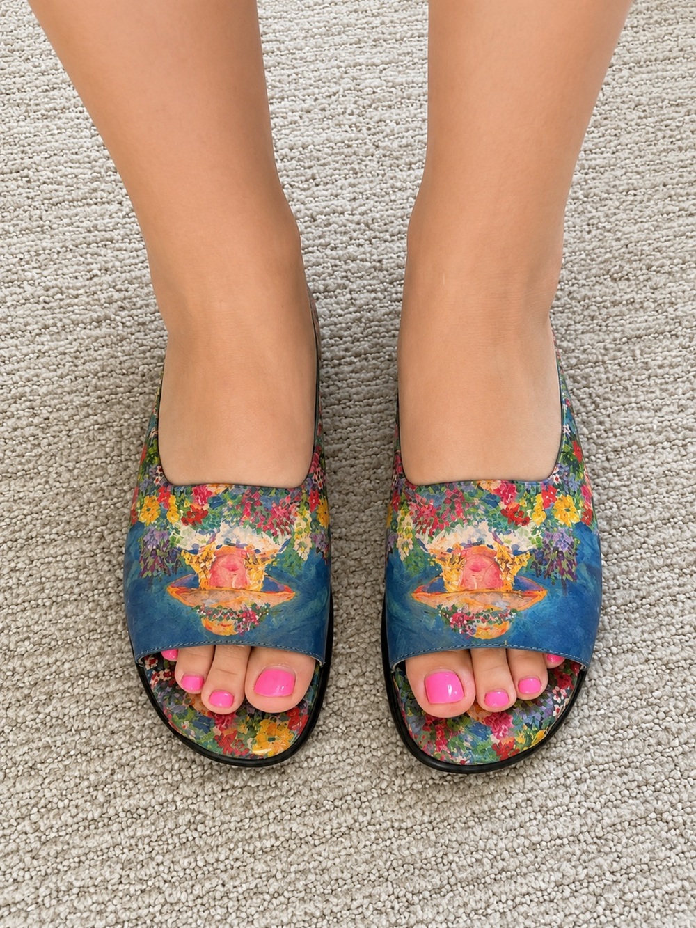 ICON Wearable Art Floral Garden Lady Leather Slide Sandals Women’s Size 6